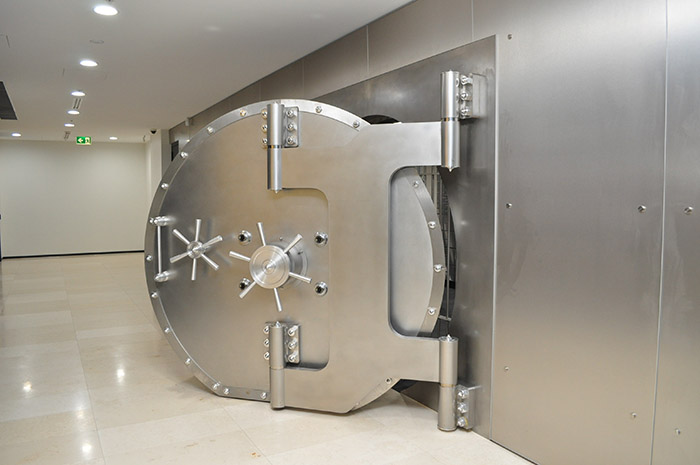 Top 10 Safest Places for you to Store Jewelry & Gold