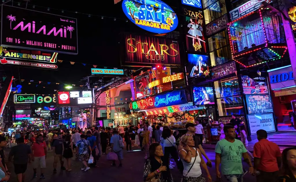 Top 10 Night Bars, Lounges & Go-Go Bars in Pattaya